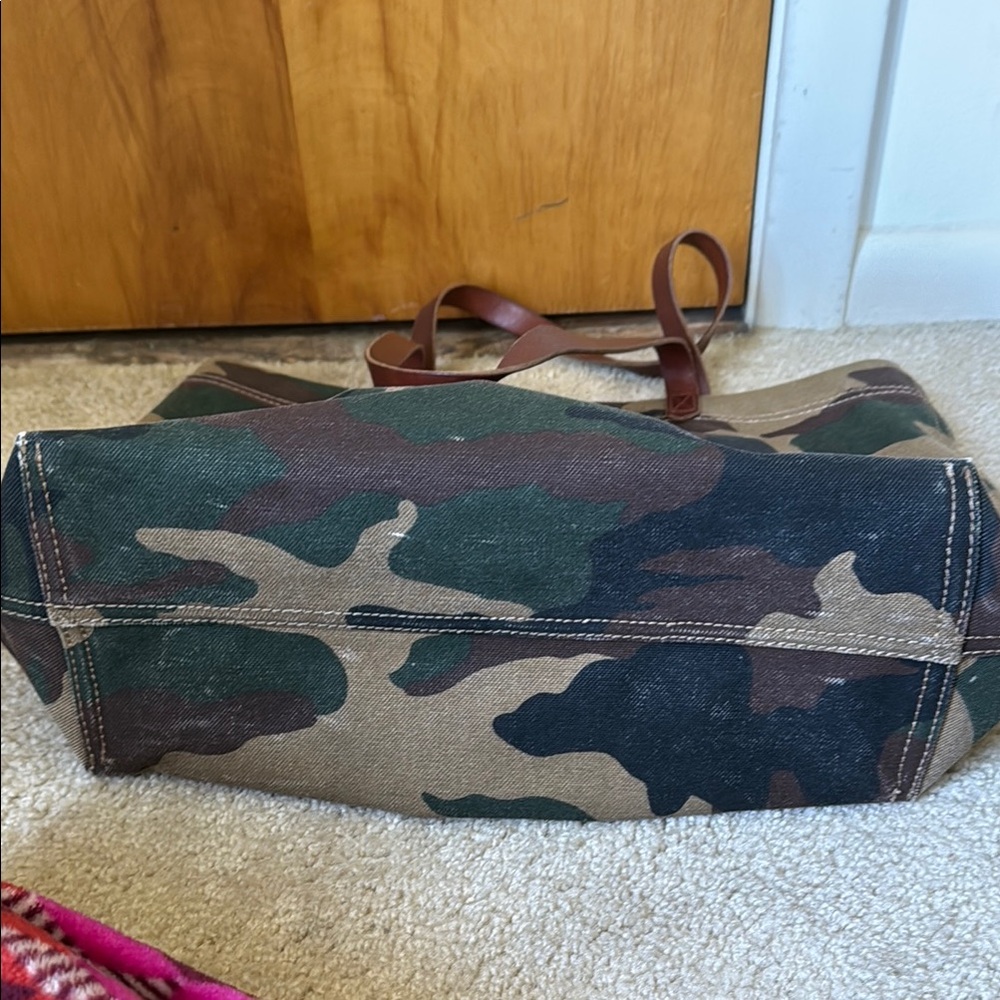 Madewell Camouflage Tote Bag with Brown Straps - Picture 7 of 8